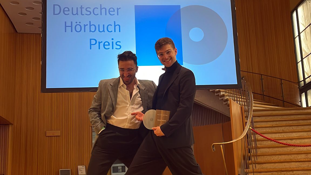 Featured image for “Deutscher Hörbuchpreis 2022 für Anton Stanislawski”